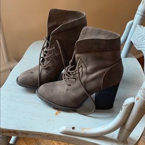 Witchy lace up heeled boots